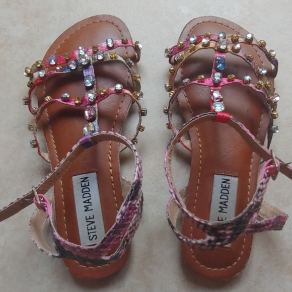 Jeweled Girls Sandals by Steve Madden - Picture 3 of 8